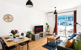 Lumina I Comfy 3-Room Apartment With Balcony I Ac I Coffee Maker I Parking